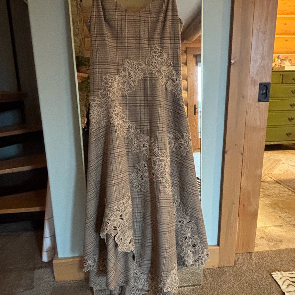 Mare mare Anthropologie Elegant Plaid Lace Dress